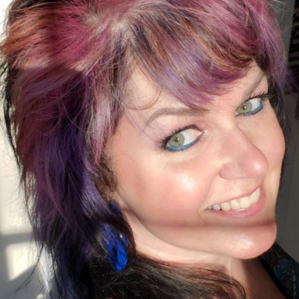 Meet your Posher, Raquel